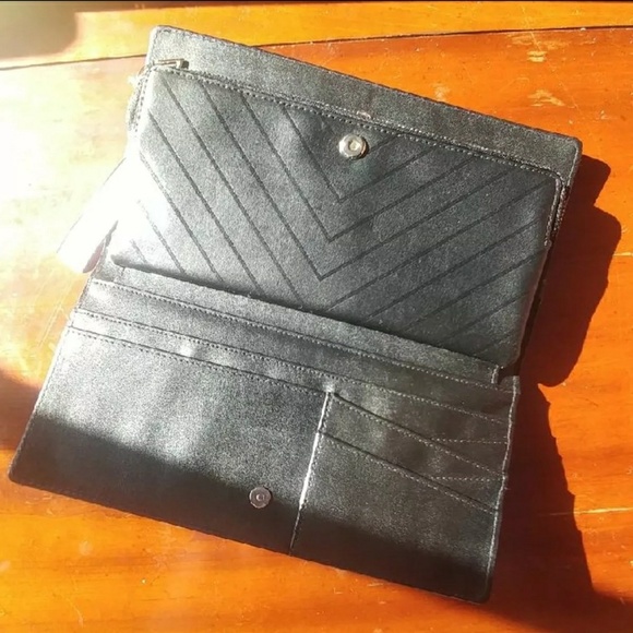 VS Studded Wallet - Picture 2 of 4